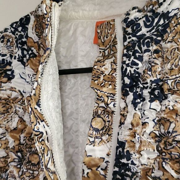 Lightweight Stretchy zip front jacket - Picture 3 of 5